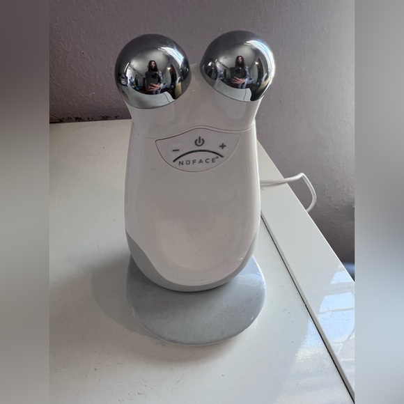 Nuface Trinity premium gift set - Picture 5 of 5